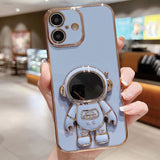 Electroplating Astronaut Holder Phone Case, For iPhone 16, For iPhone 15 Pro Max, For iPhone 15 Pro, For iPhone 15 Plus, For iPhone 15